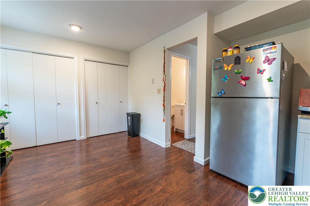 8315 Countryside Lane