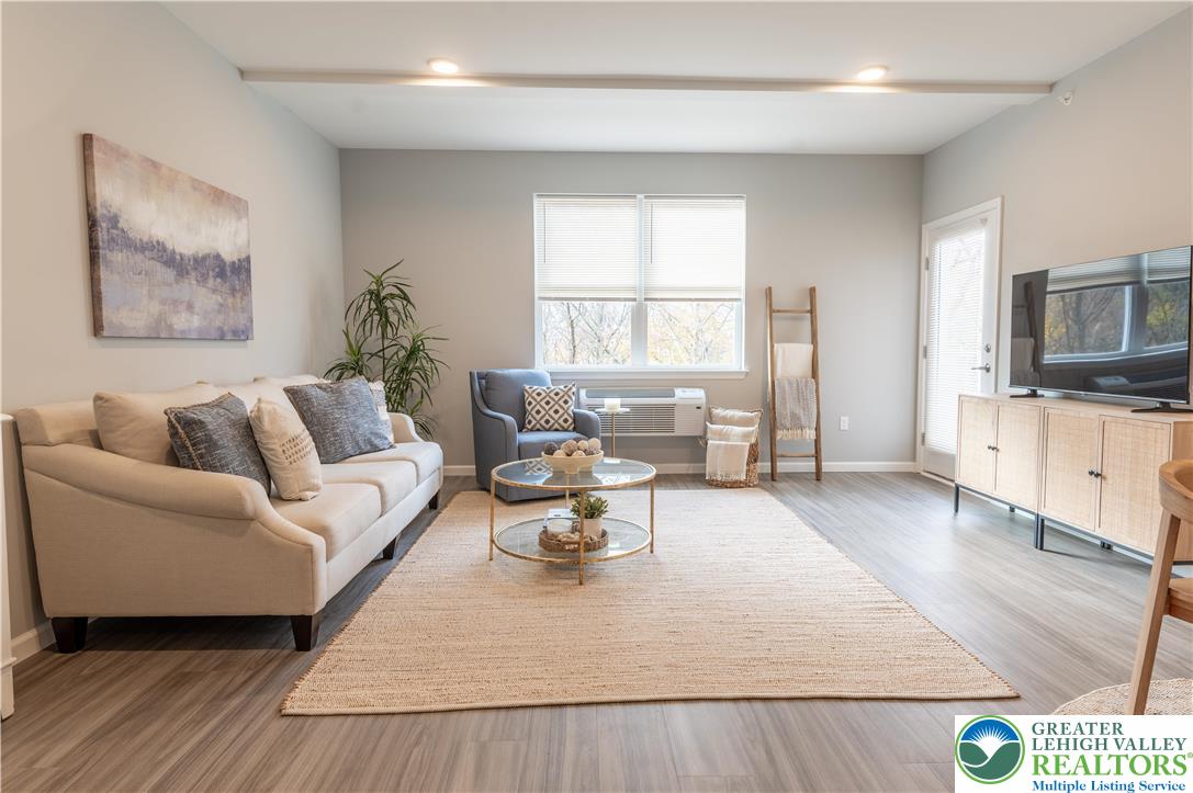 948 North Front Street C-10