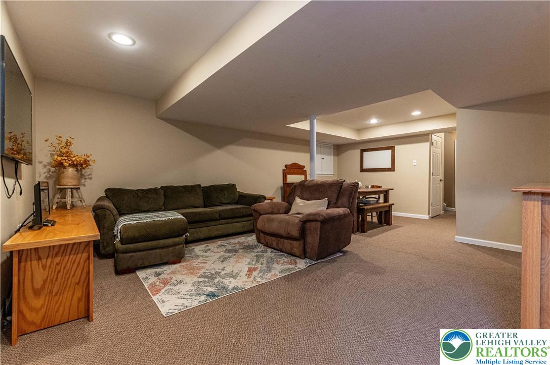 4488 Bellflower Way