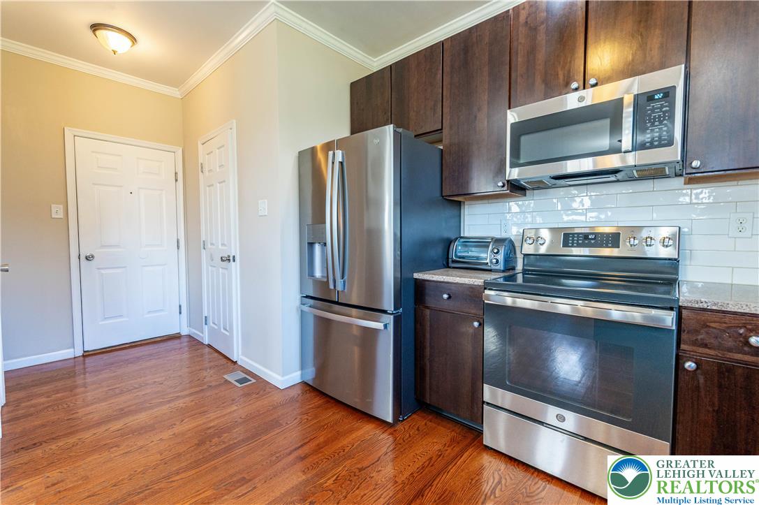 4488 Bellflower Way
