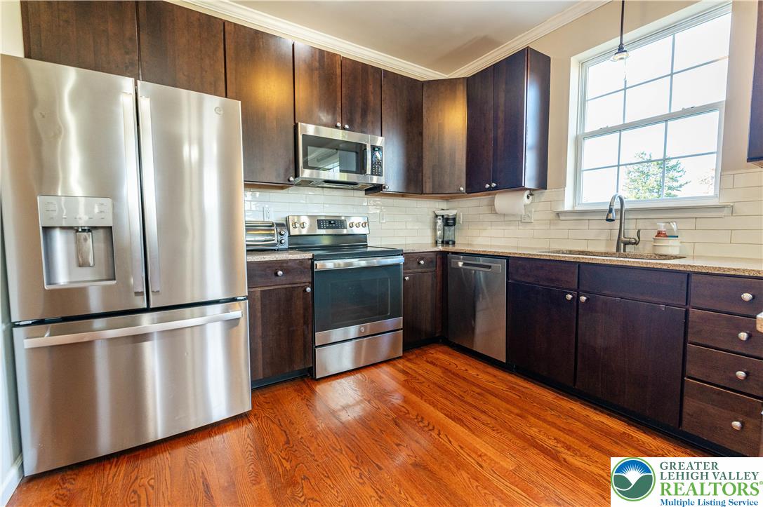 4488 Bellflower Way