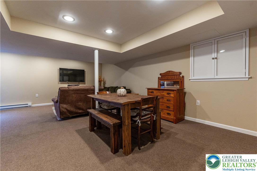 4488 Bellflower Way