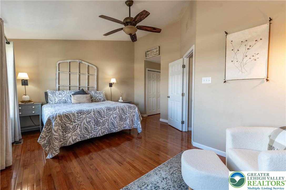 4488 Bellflower Way