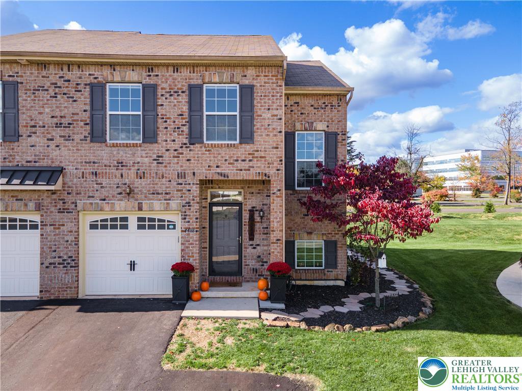 4488 Bellflower Way
