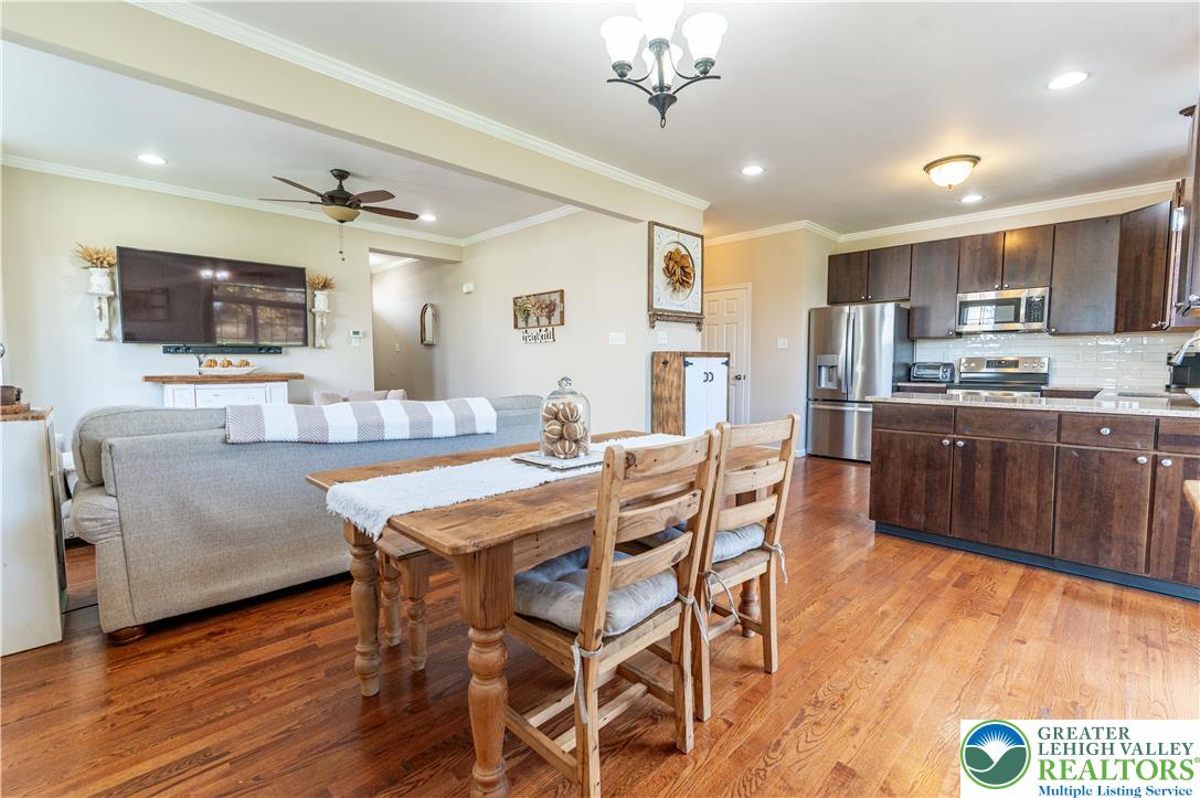 4488 Bellflower Way