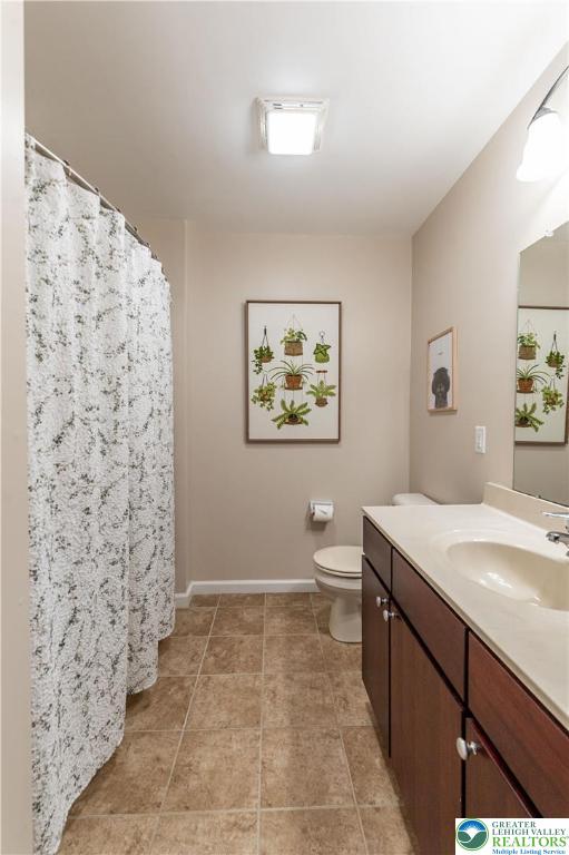 4488 Bellflower Way
