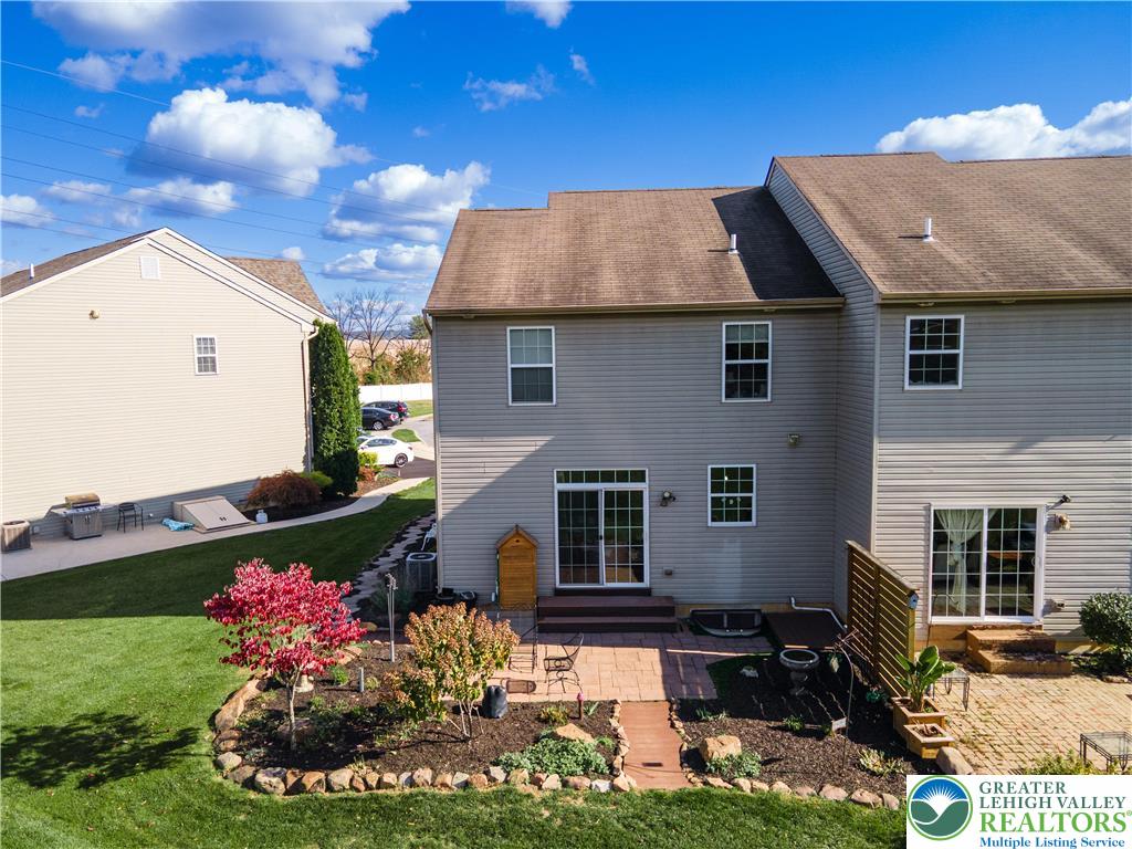 4488 Bellflower Way