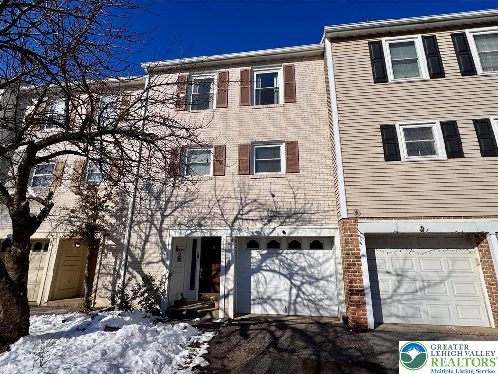 8315 Countryside Lane