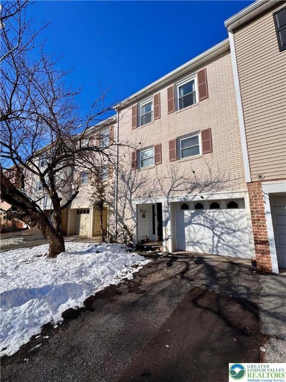 8315 Countryside Lane