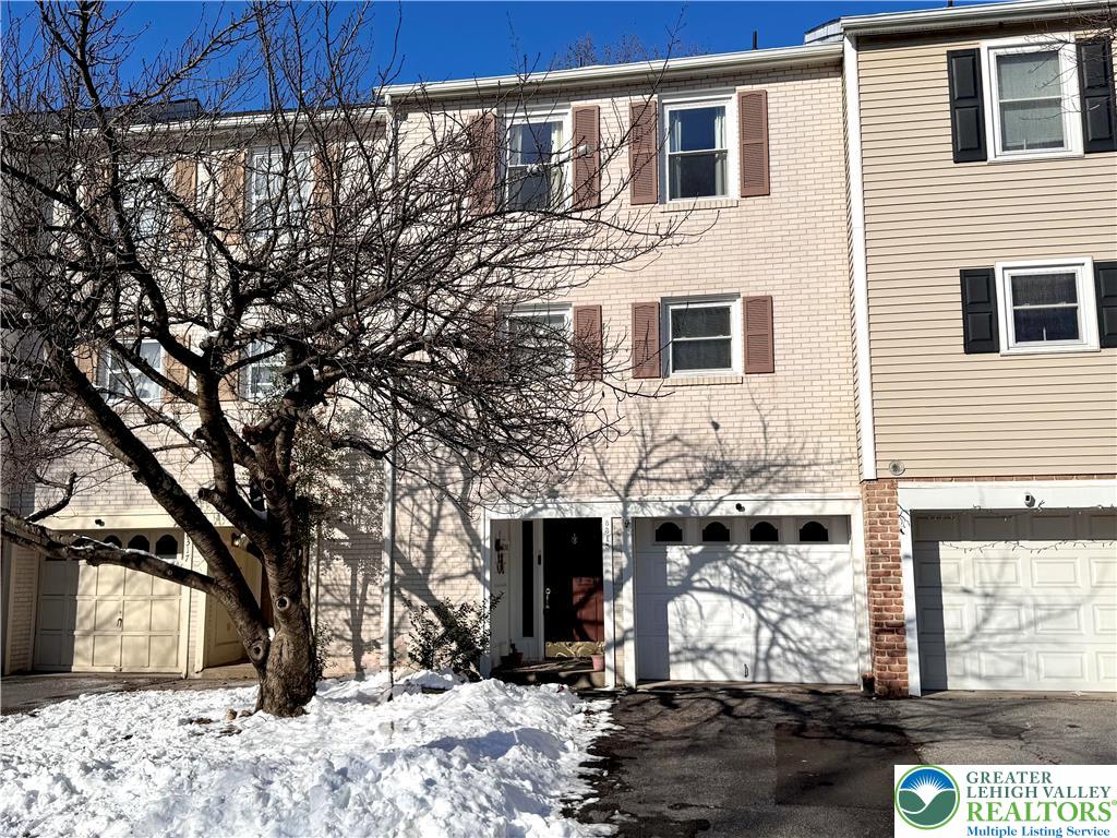 8315 Countryside Lane