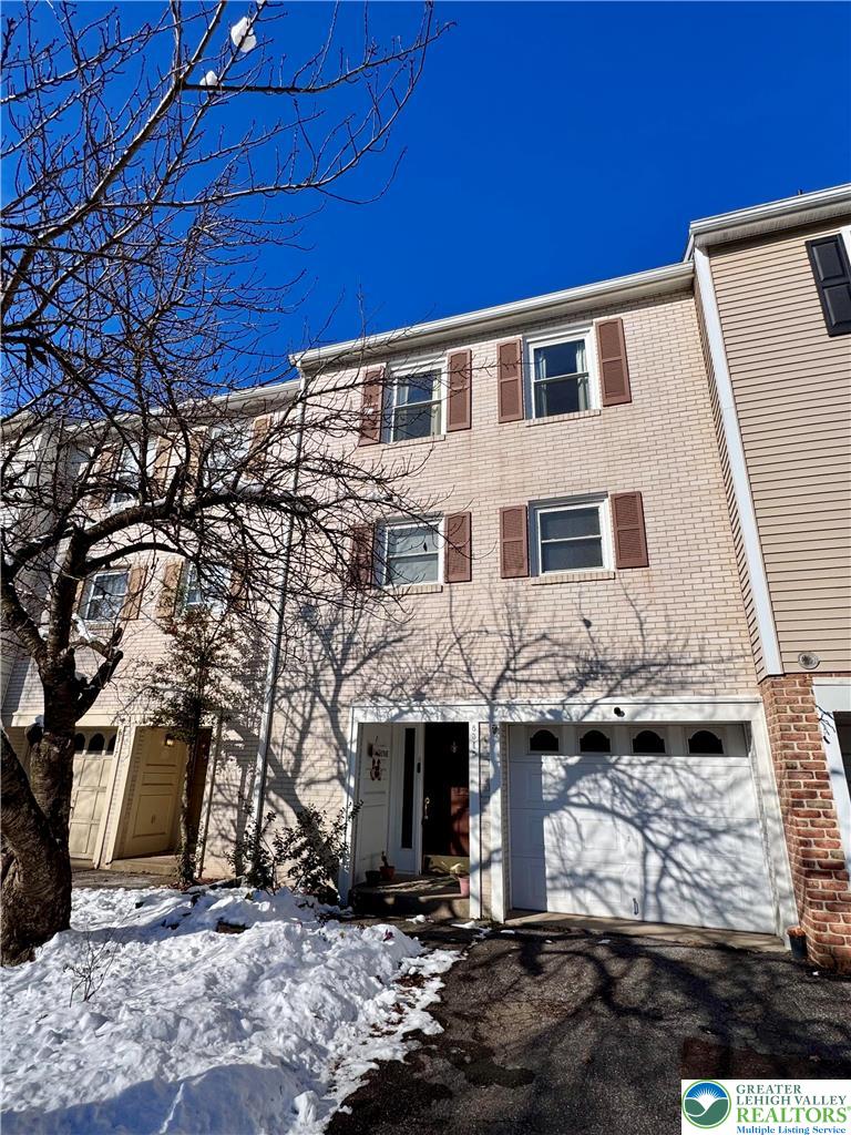 8315 Countryside Lane