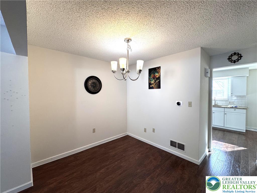 8315 Countryside Lane