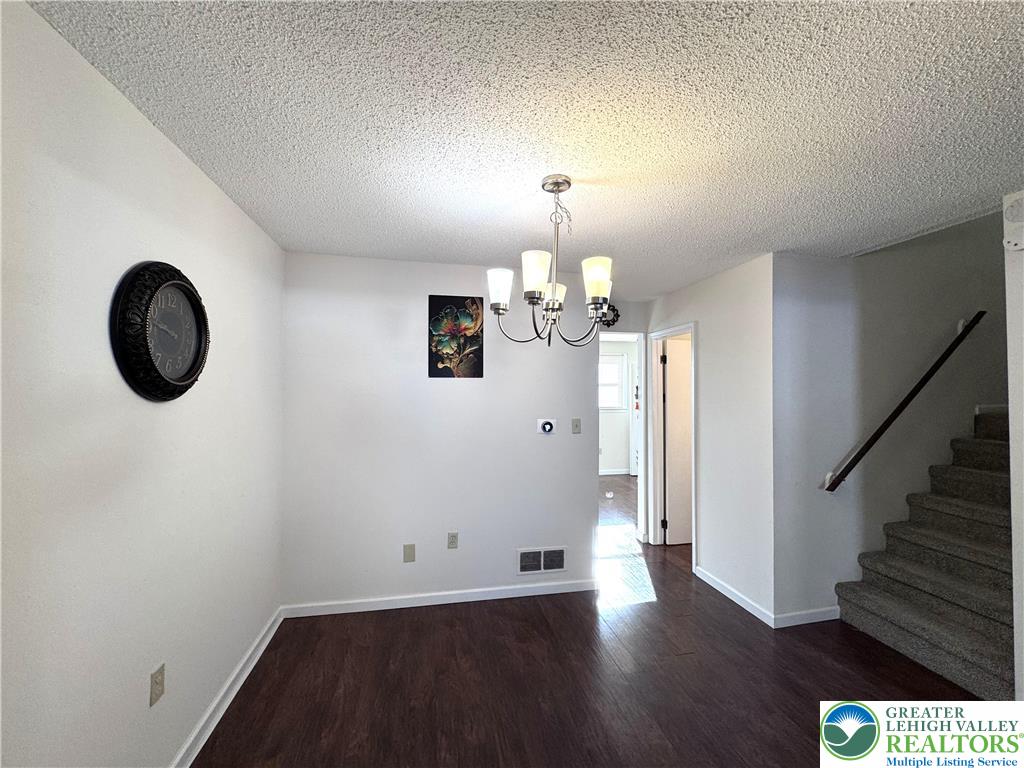 8315 Countryside Lane