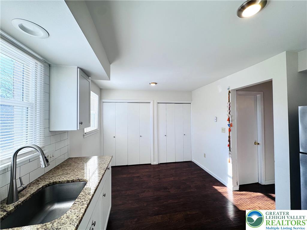 8315 Countryside Lane