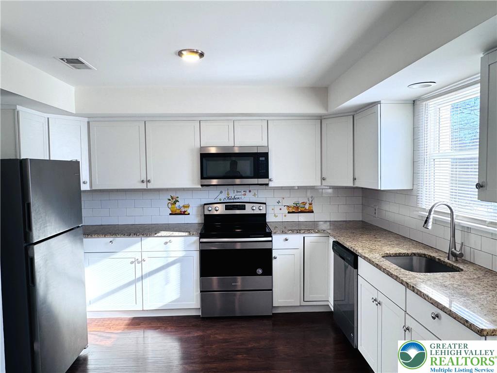 8315 Countryside Lane