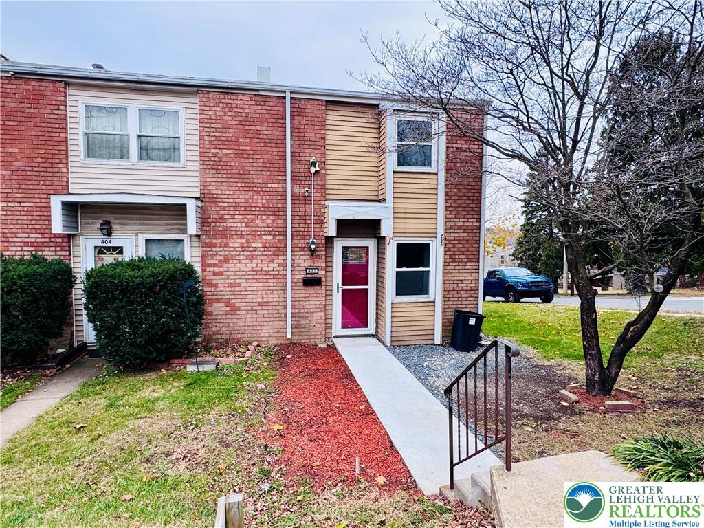 402 South Bradford Street