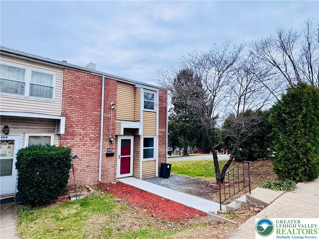 402 South Bradford Street