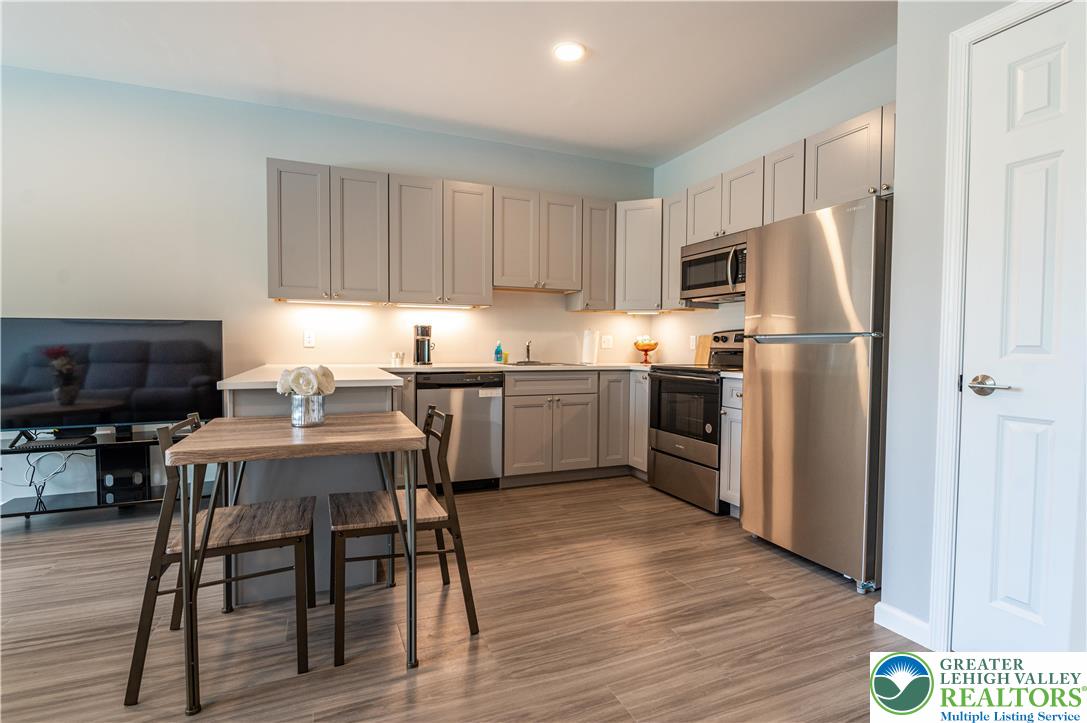 948 North Front Street C-5