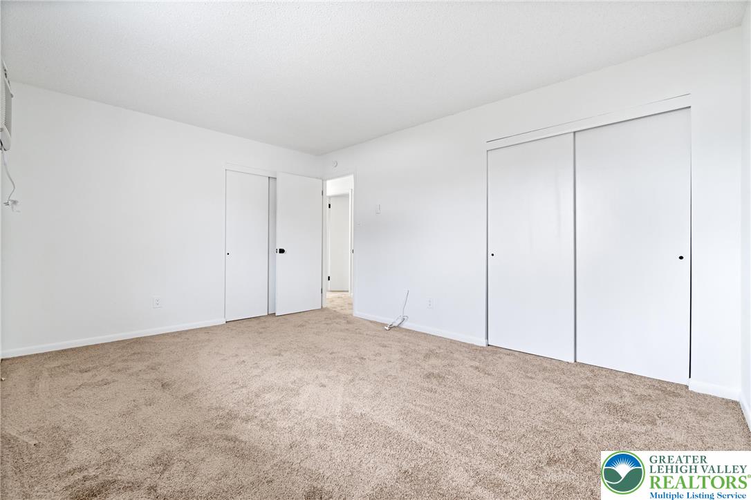 3015 Eisenhower Drive