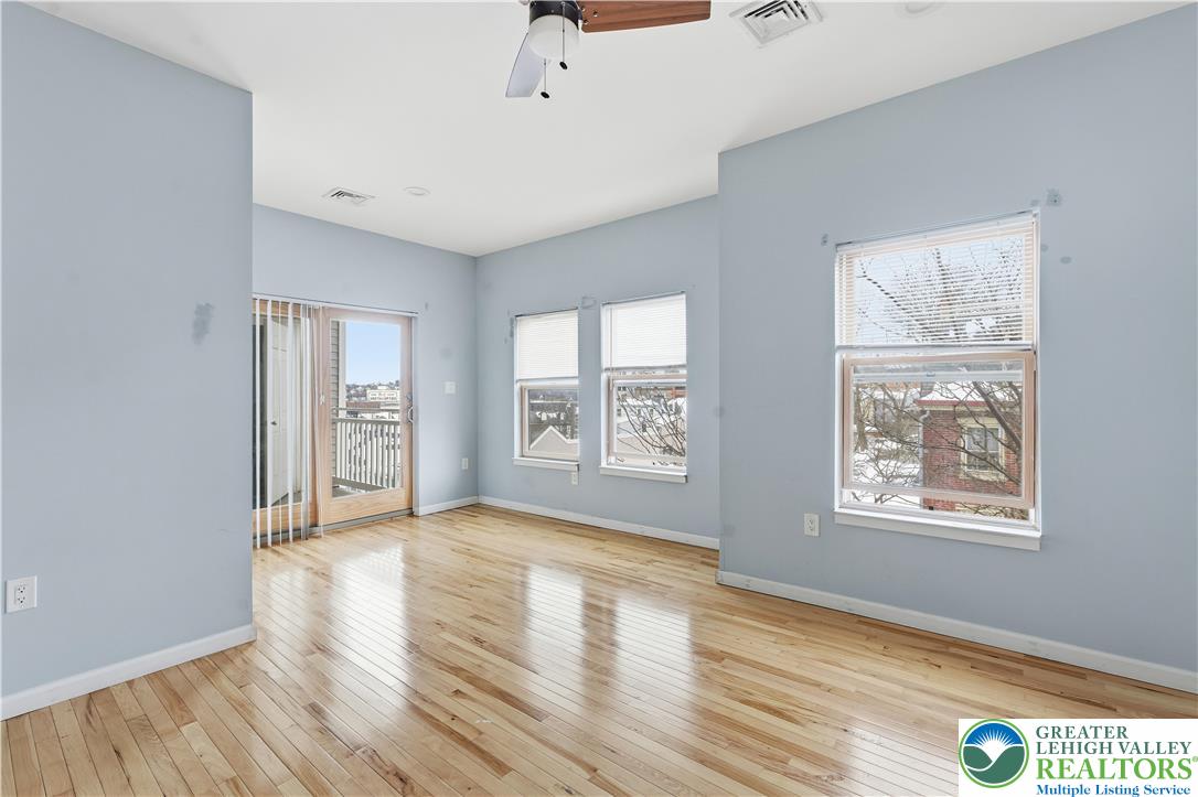 623 Walnut Avenue C2