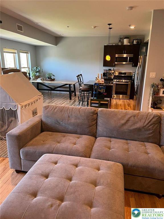 623 Walnut Avenue C2