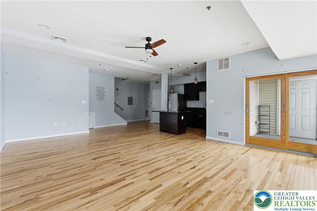 623 Walnut Avenue C2