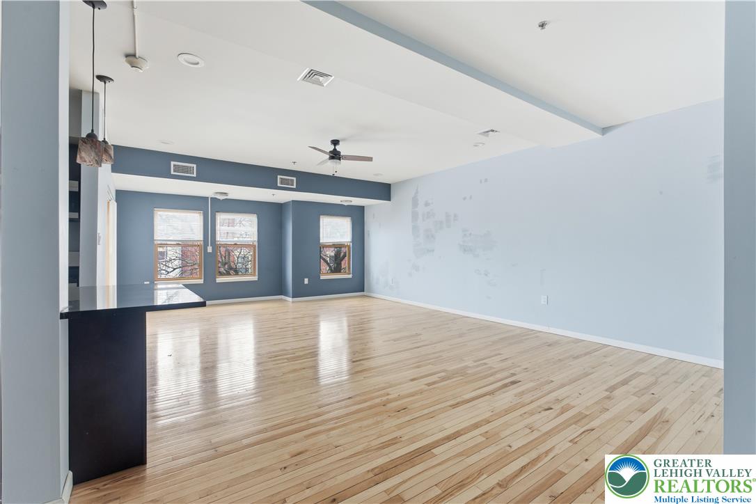 623 Walnut Avenue C2