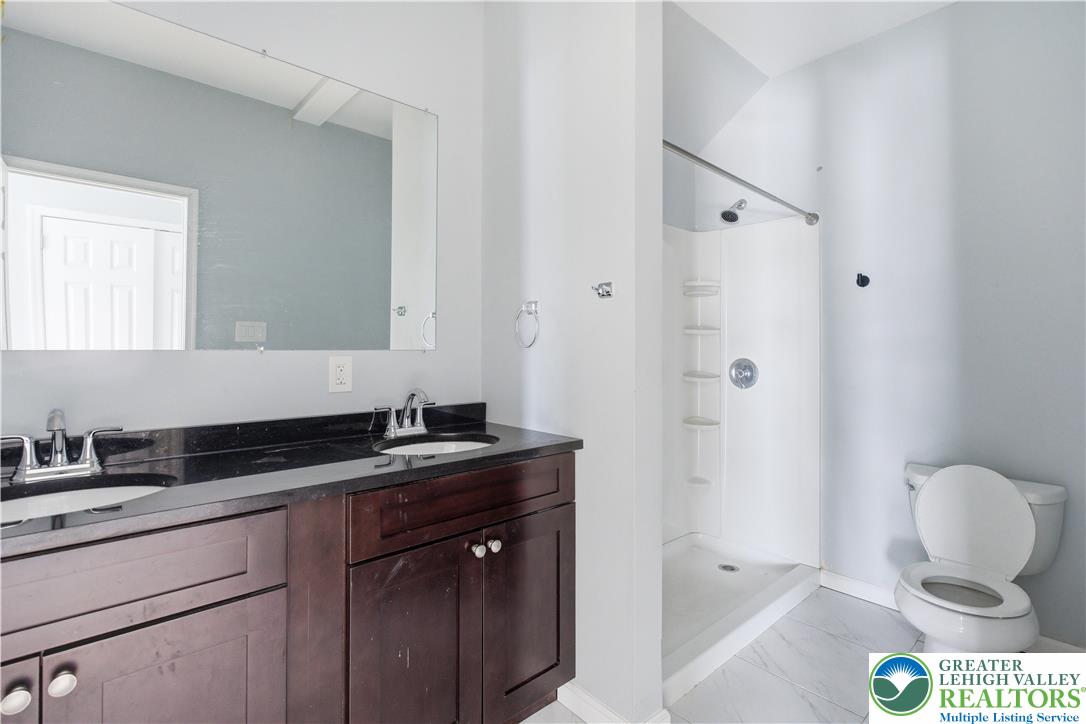 623 Walnut Avenue C2