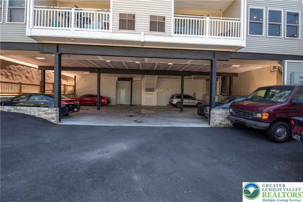 623 Walnut Avenue C2