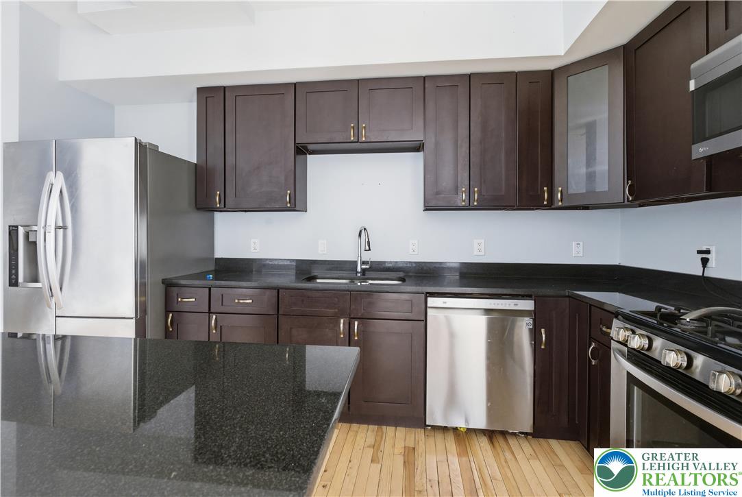 623 Walnut Avenue C2