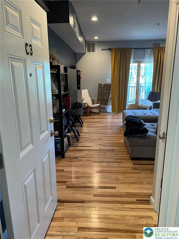 623 Walnut Avenue C2