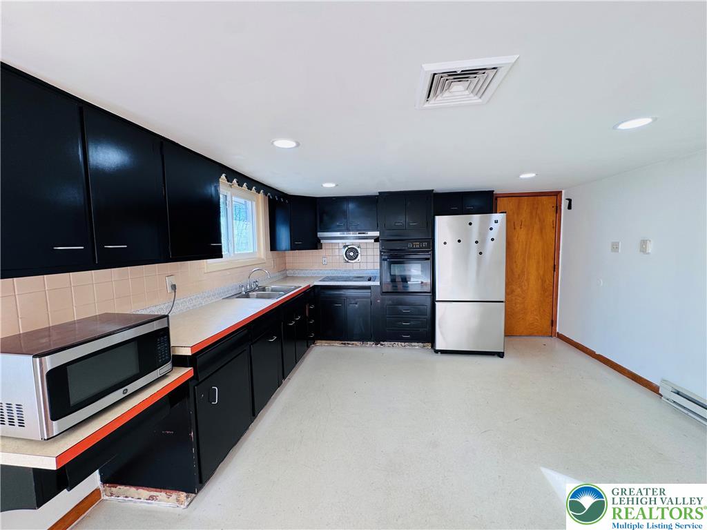 944 East Federal Street