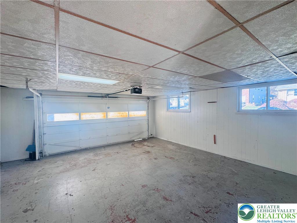 944 East Federal Street