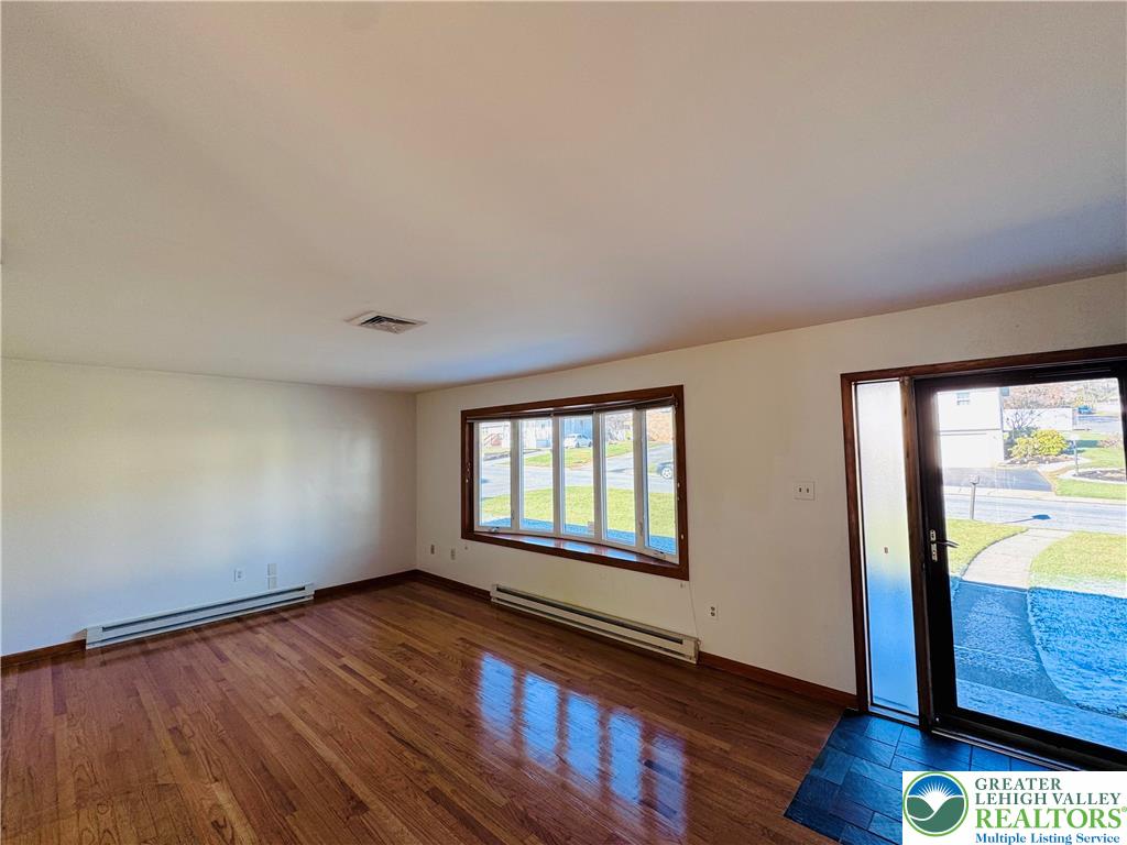 944 East Federal Street