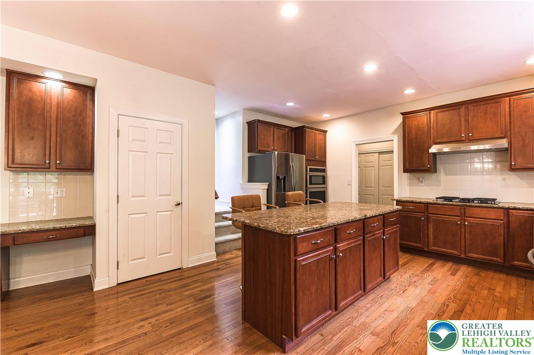 255 Rising Meadow Way