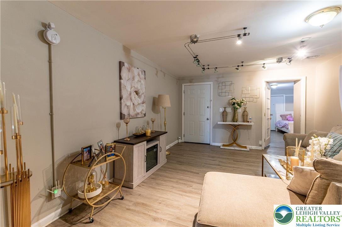 1015 West Hamilton Street