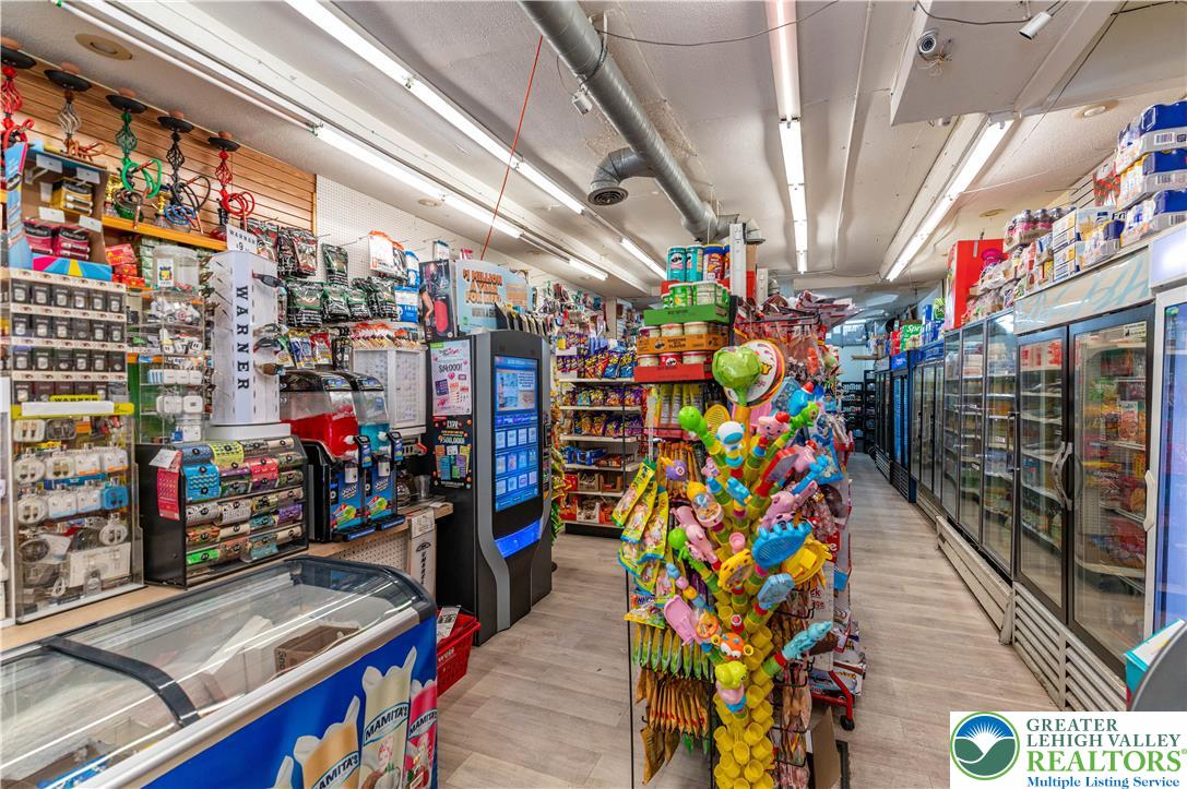 1015 West Hamilton Street