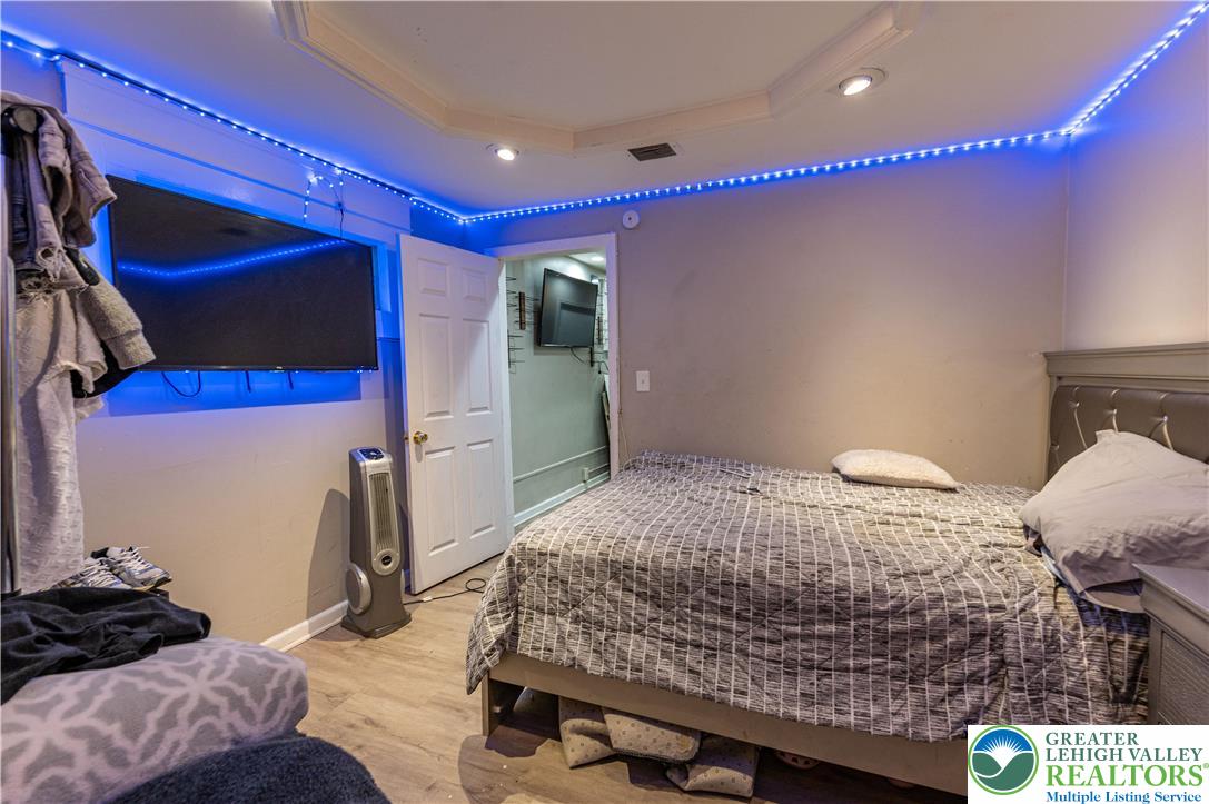 1015 West Hamilton Street