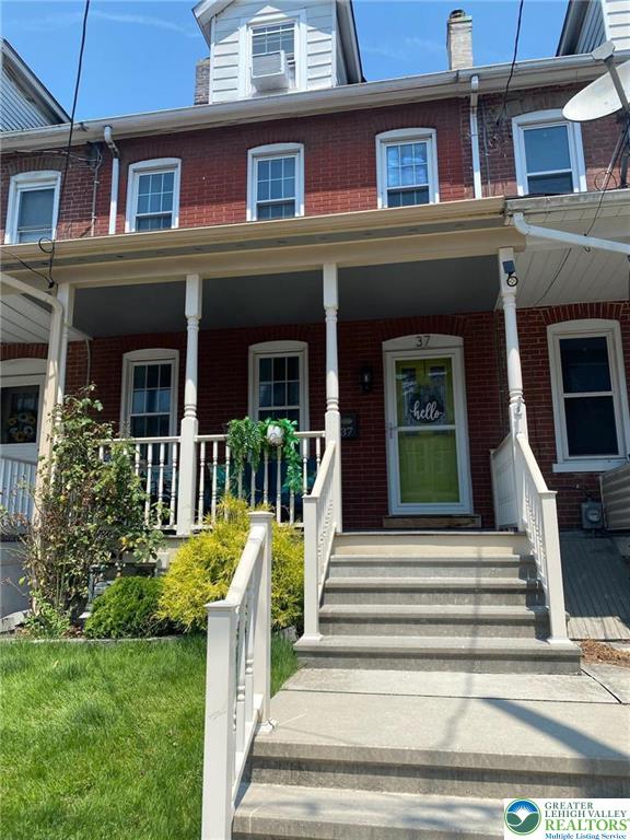 37 Evergreen Street