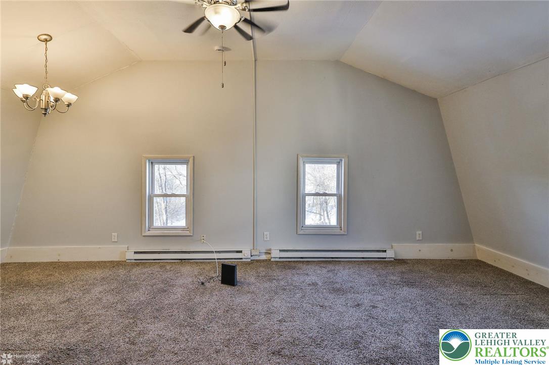 38 West Central Avenue