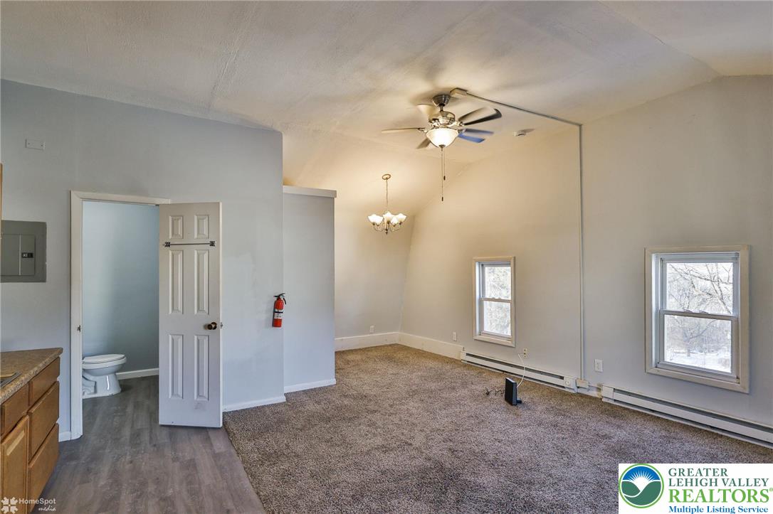 38 West Central Avenue