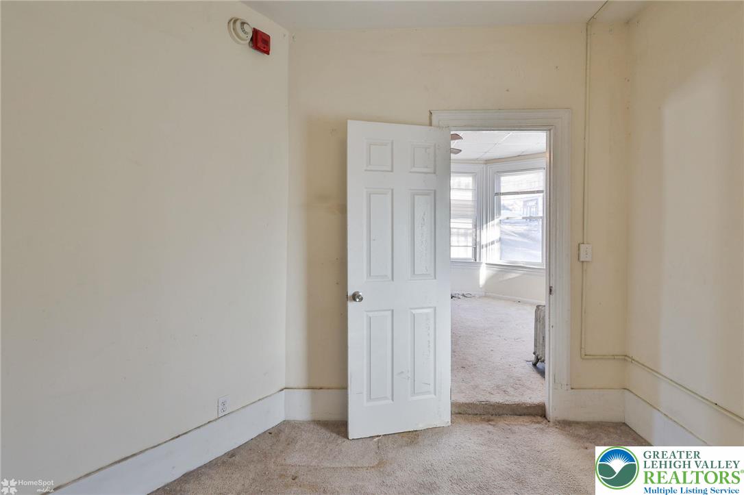 38 West Central Avenue