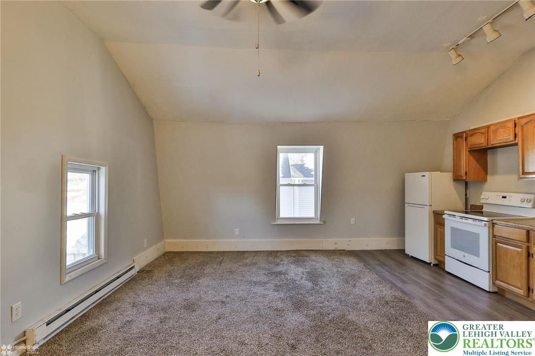 38 West Central Avenue