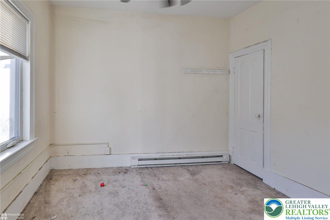 38 West Central Avenue