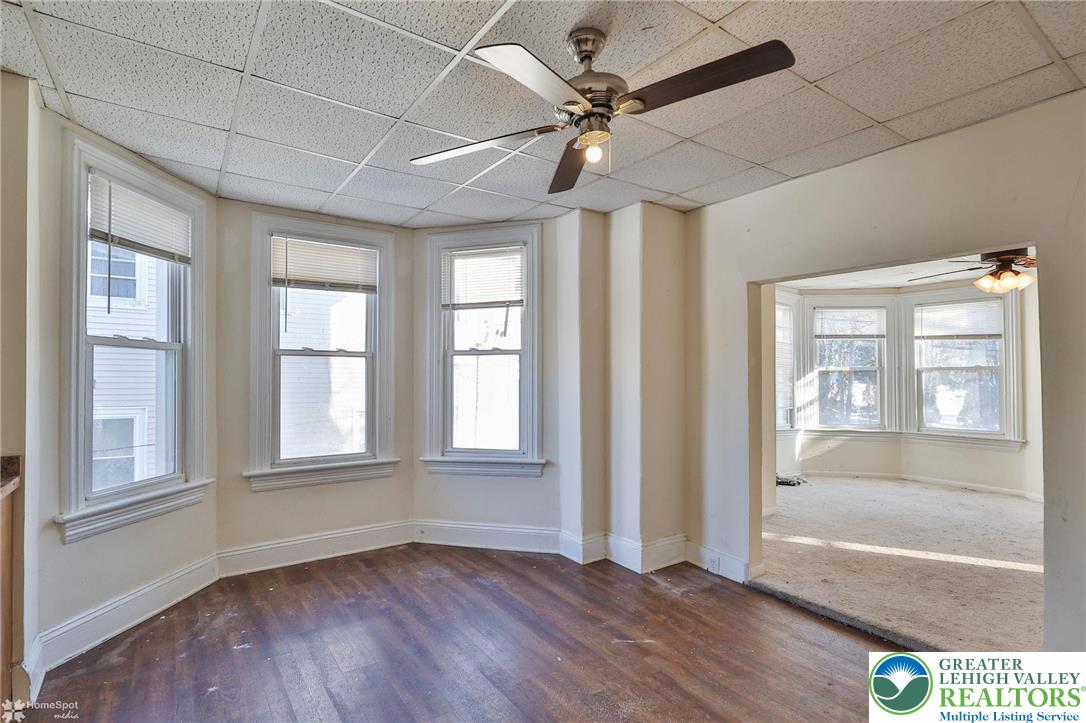 38 West Central Avenue