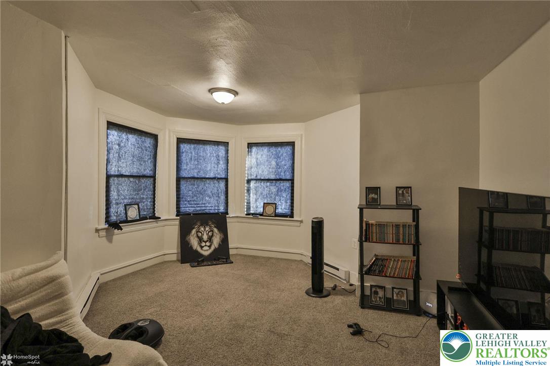 38 West Central Avenue