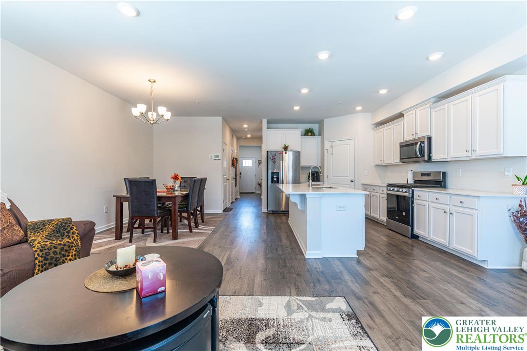 1031 Turnstone Drive