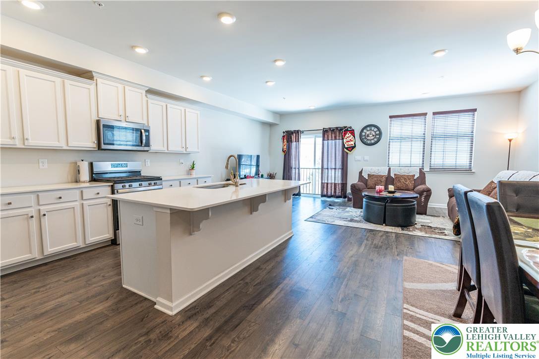 1031 Turnstone Drive