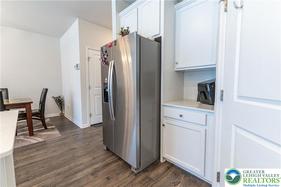 1031 Turnstone Drive