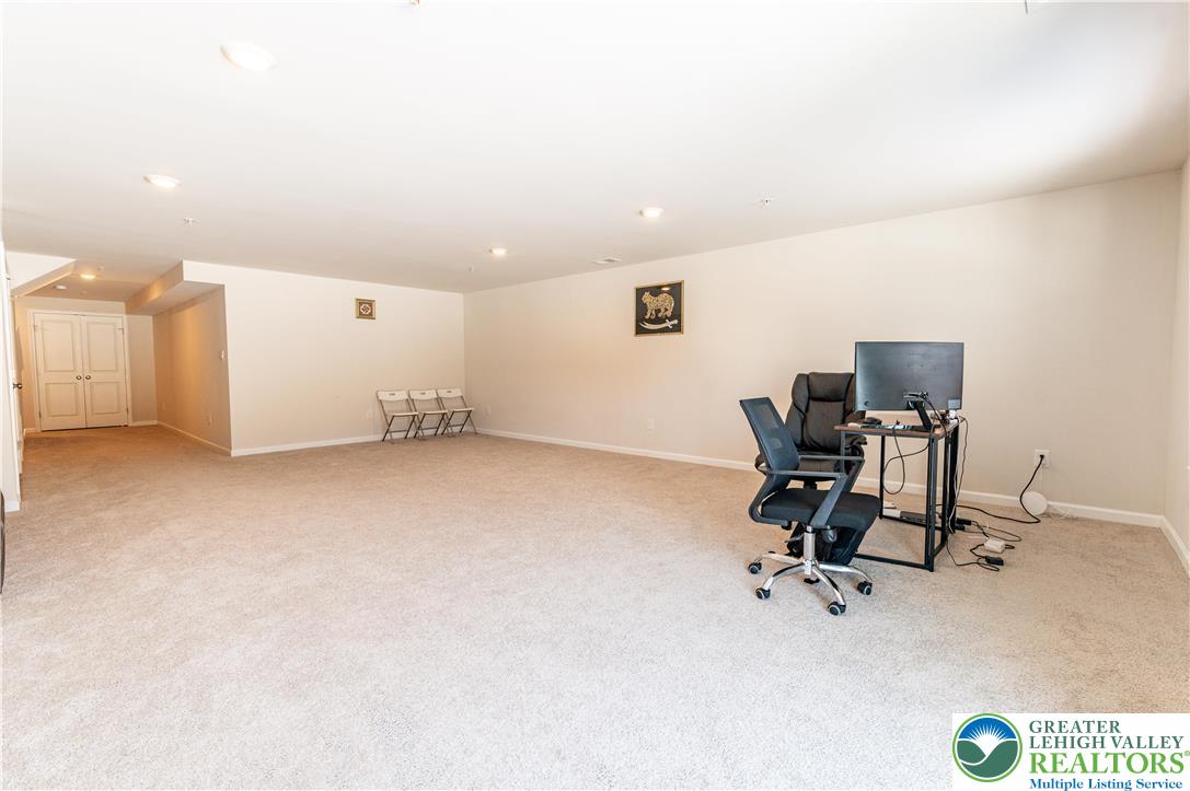 1031 Turnstone Drive